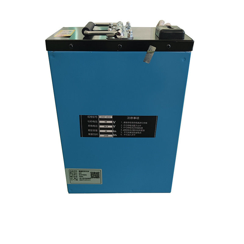 Batterie au lithium pour chariot élévateur à cheville avec type de borne supérieure et maintenance sans entretien