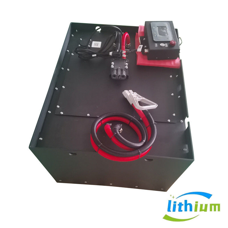 51.2V 346ah batterie de chariot élévateur au lithium en fer avec stockage de batterie chargeur de batterie 830X630X465mm