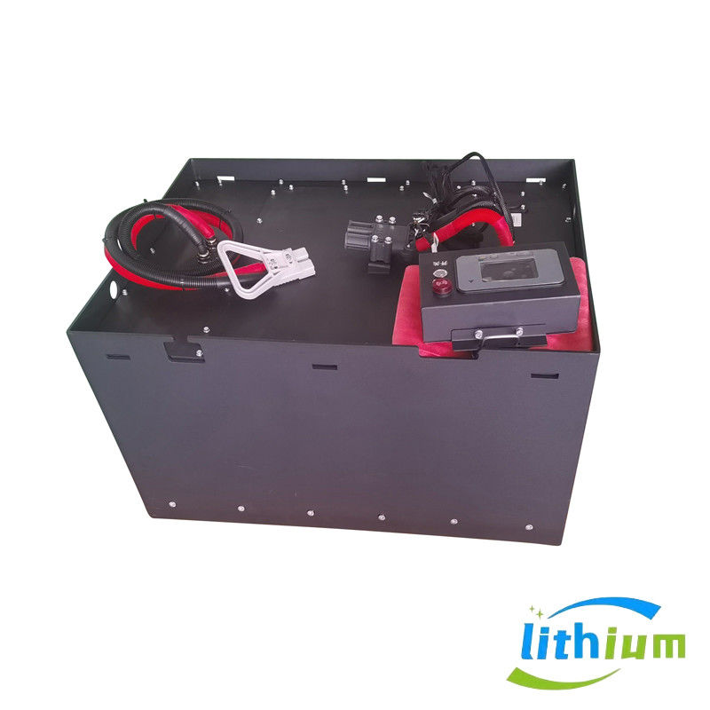 51.2V 346ah batterie de chariot élévateur au lithium en fer avec stockage de batterie chargeur de batterie 830X630X465mm