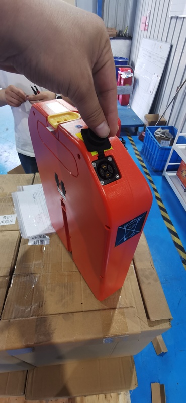 280*75*378MM PET15N China Pallet Truck Spécial Batterie au lithium originale 24V 36AH